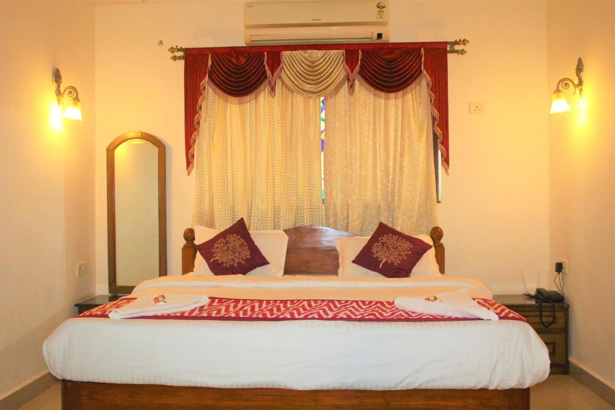 Sonikas Holiday Homes Candolim Esterno foto