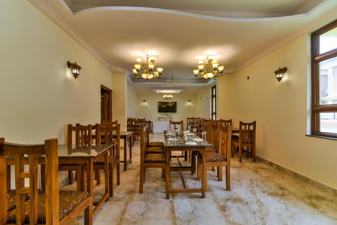 Sonikas Holiday Homes Candolim Esterno foto
